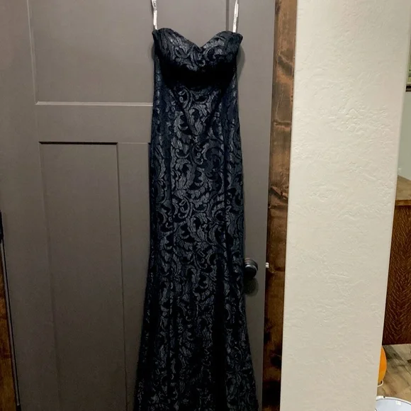 Blush prom dress size 2! - Picture 2 of 3